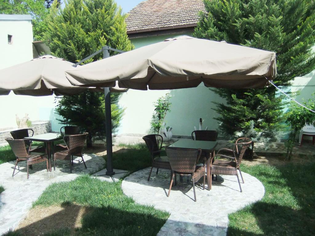 Hotel Relax Tbilisi ภายนอก รูปภาพ