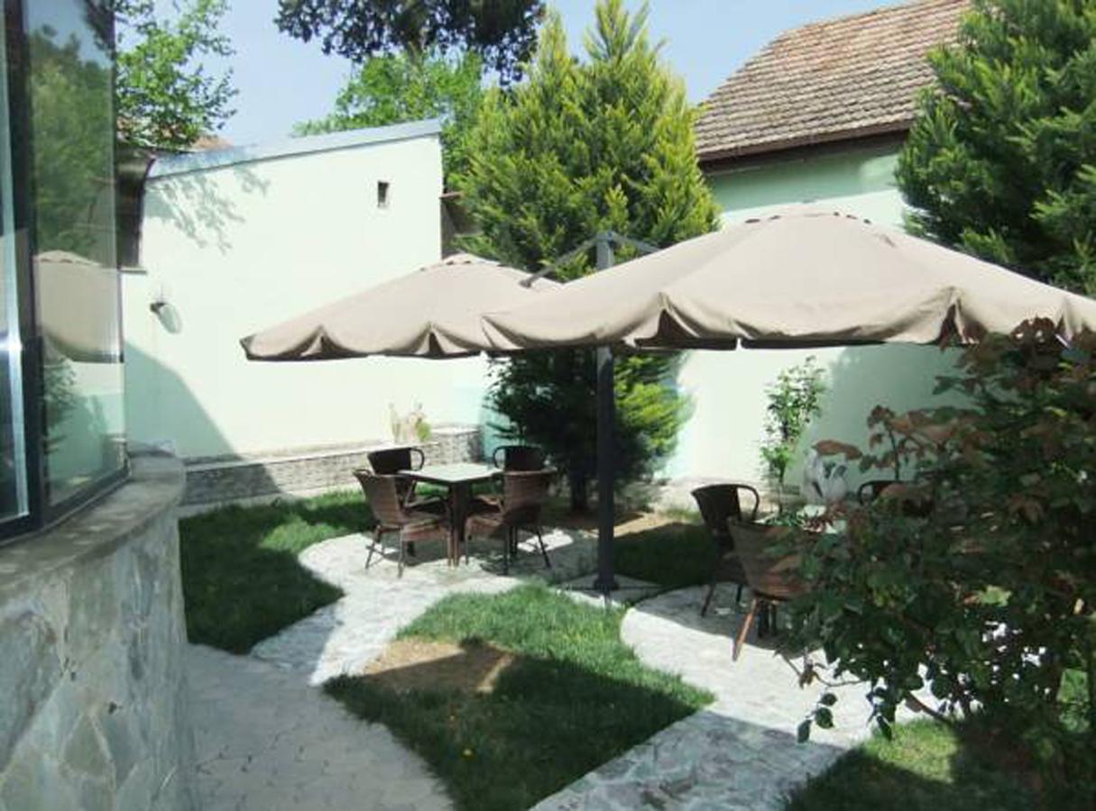 Hotel Relax Tbilisi ภายนอก รูปภาพ